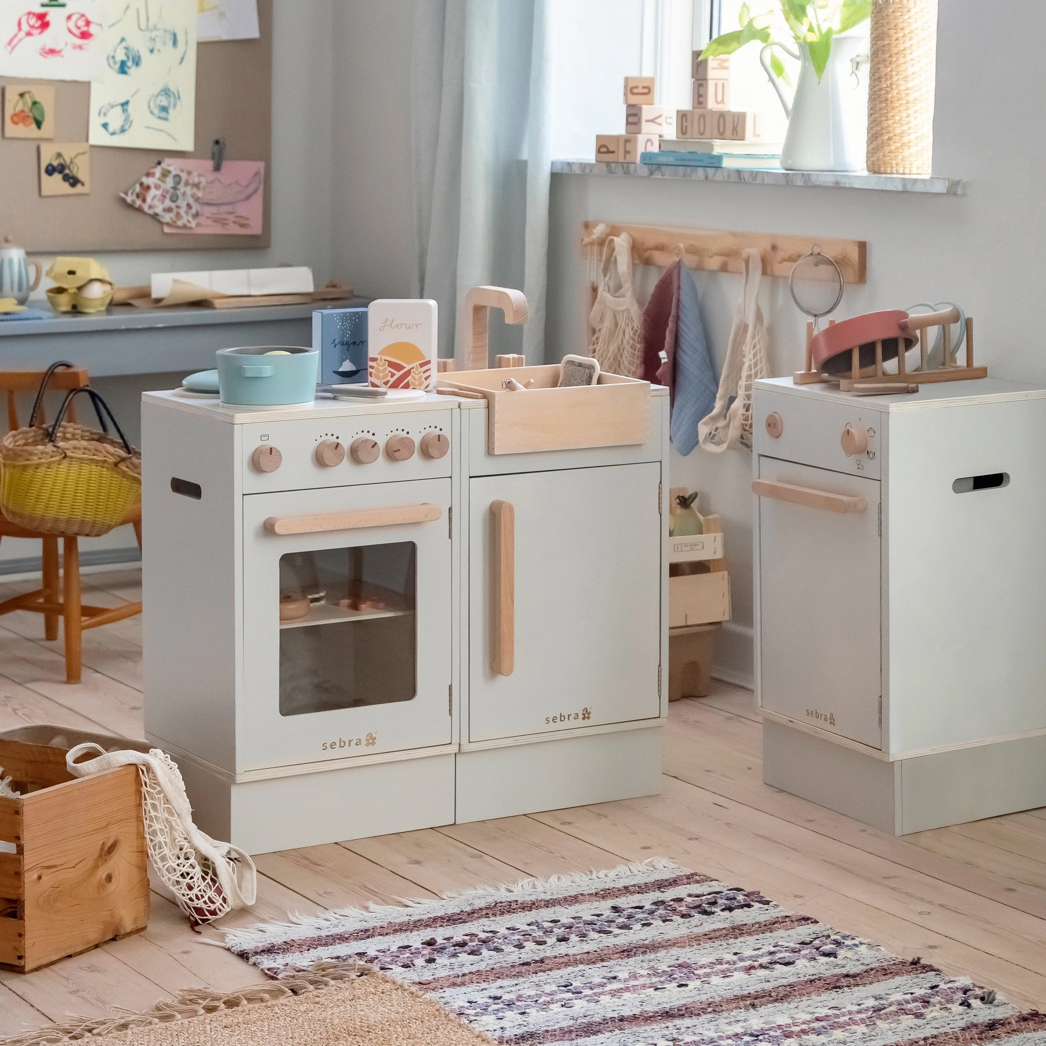 Babykids_Sebra Toys_Premium Quality Ex-Display, 3 Piece Sebra, Wooden Play Kitchen