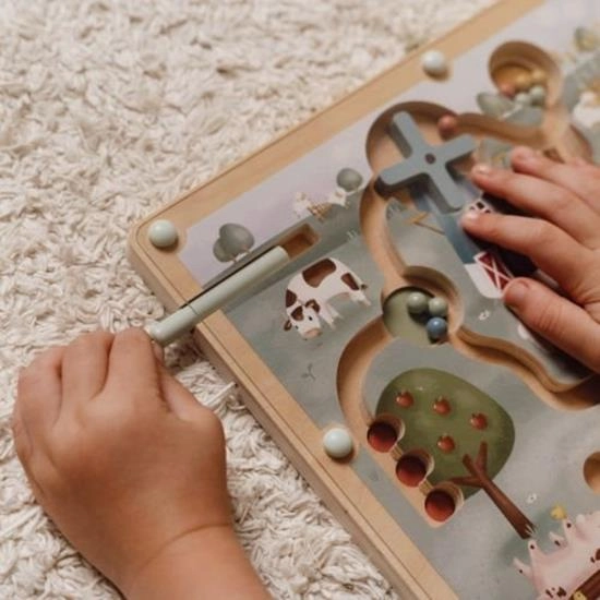 Babykids_Sebra Toys_Premium Quality Little Dutch, Wooden Magnetic Maze, Little Farm