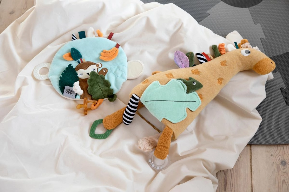 Babykids_Sebra Toys_Premium Quality Sebra, Activity toy, Glenn The Giraffe
