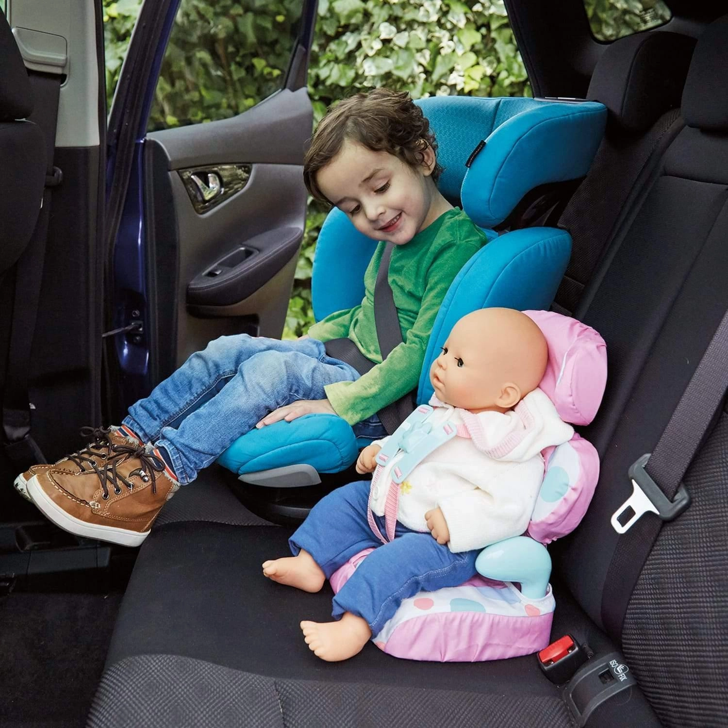 Casdon 710 Baby Huggles Dolls Car Booster Seat