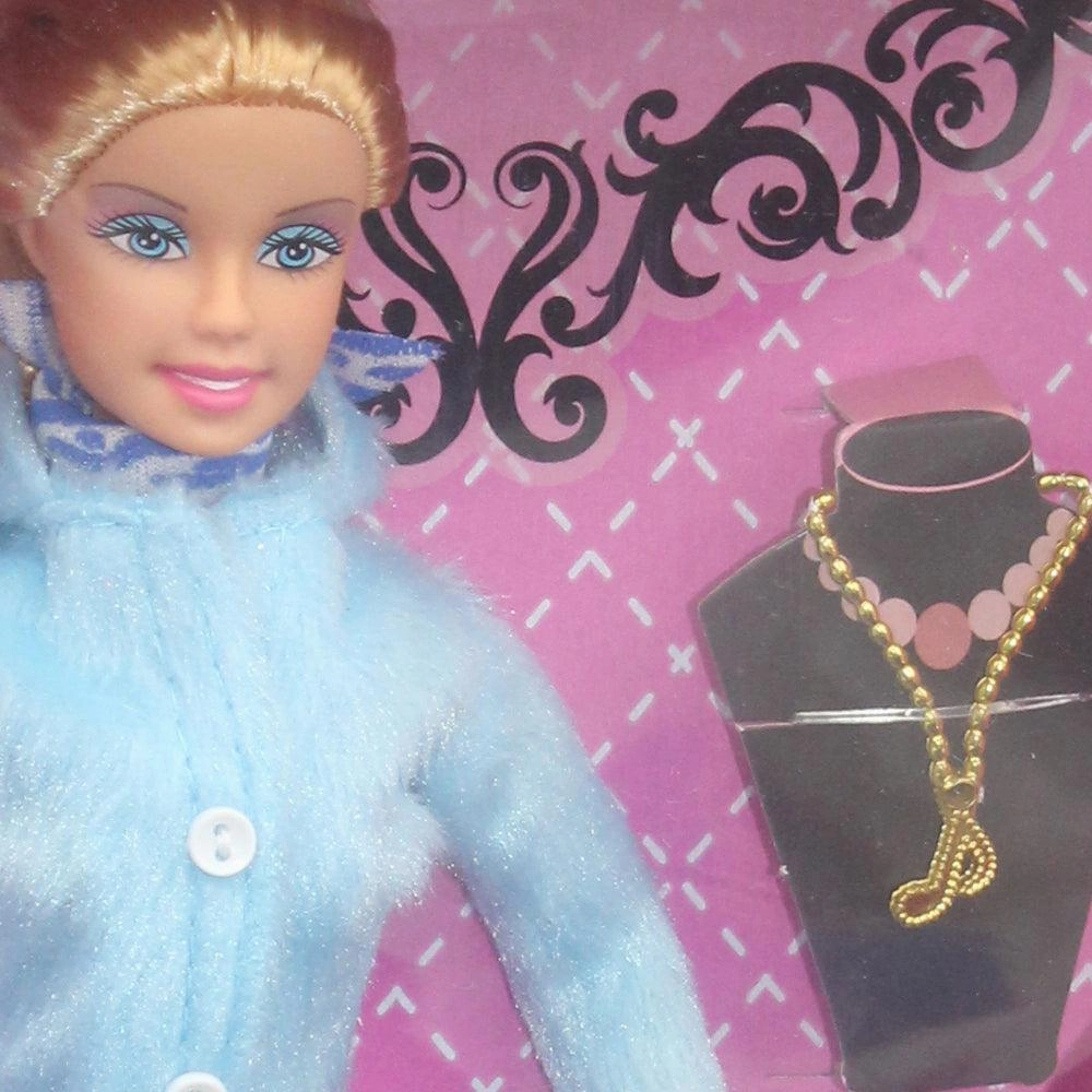 Defa Lucy It's A Warm Winter Doll