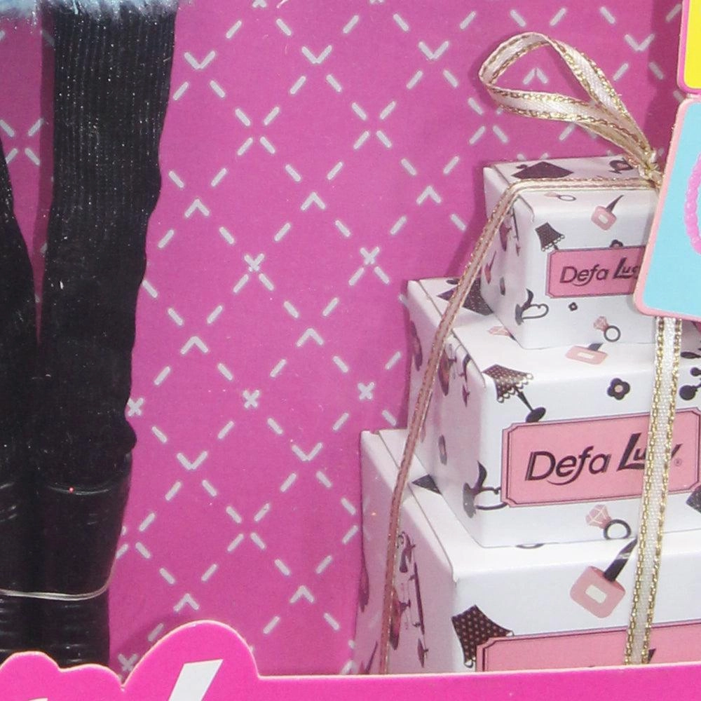 Defa Lucy It's A Warm Winter Doll
