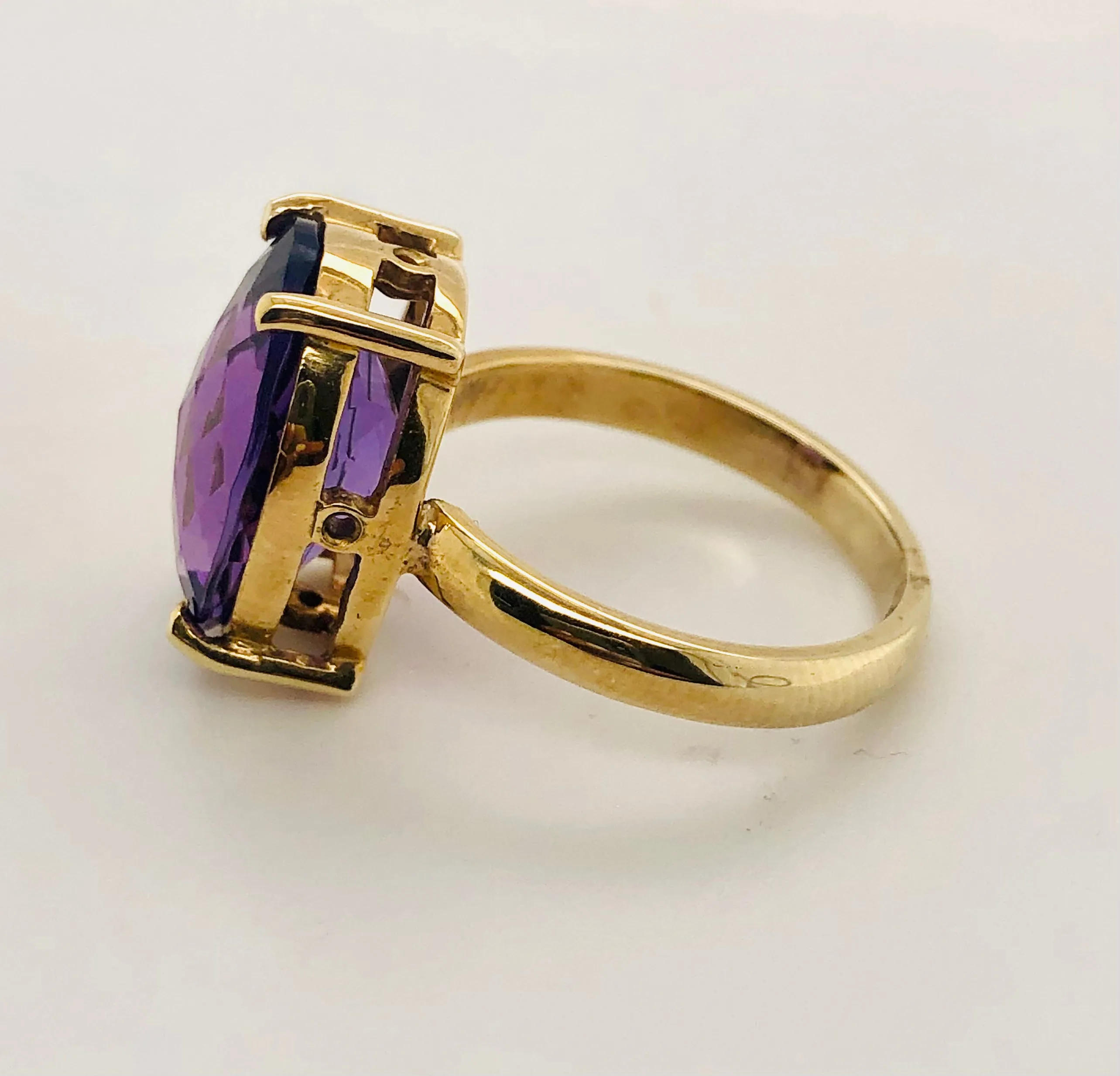 Forever Jewellery Lila Amethyst Ring
