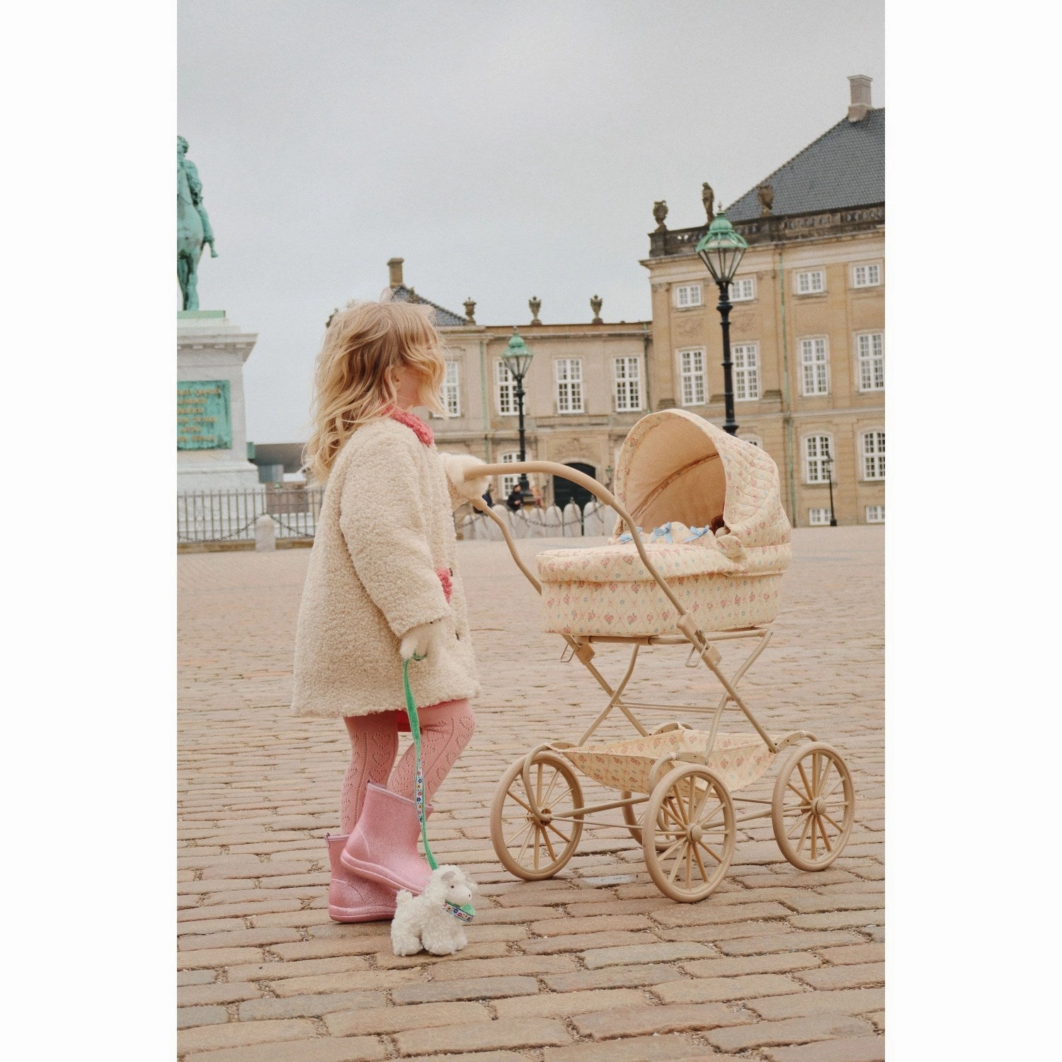 Konges Sljd Ma Grande Cerise Pink Glitter Doll Pram