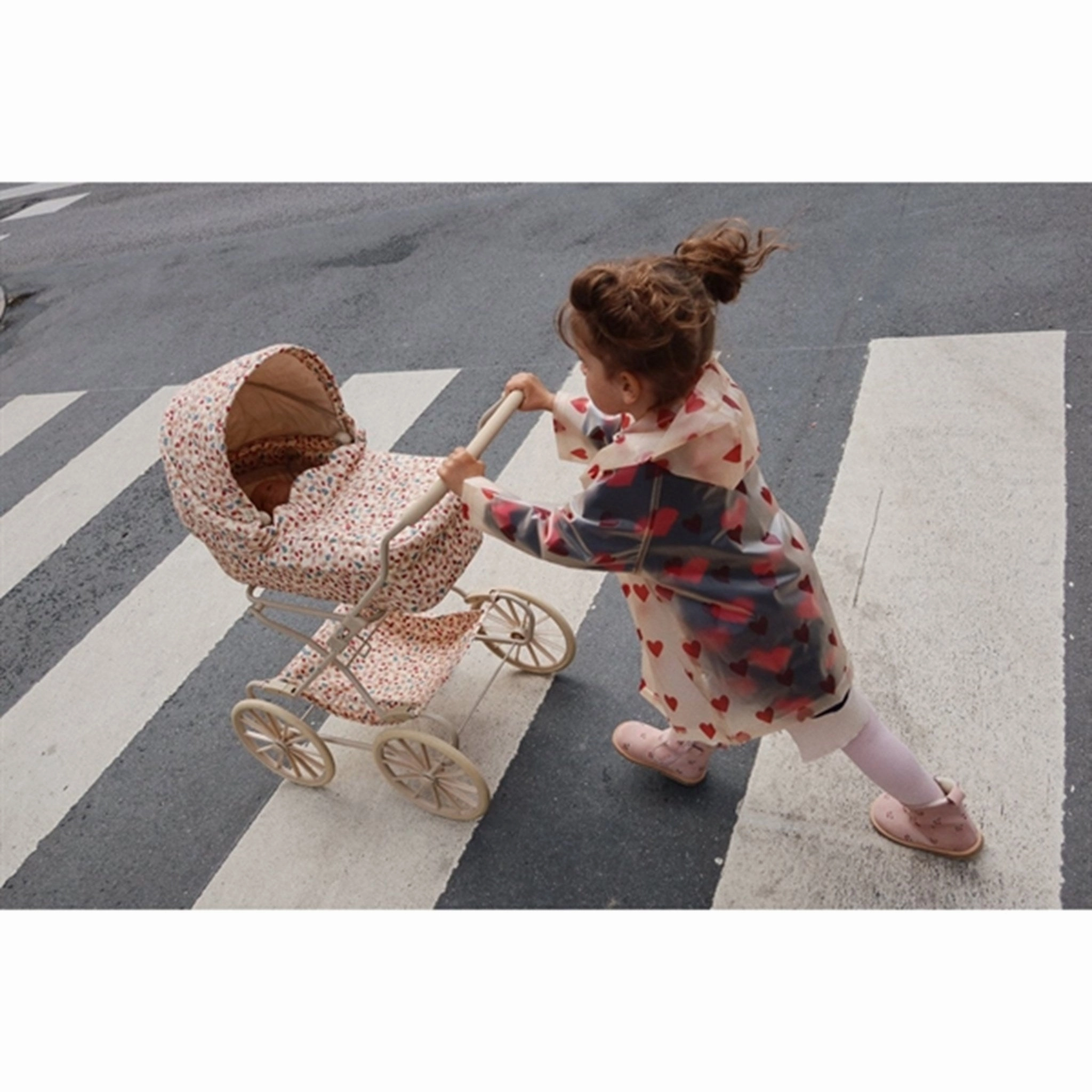 Konges Sljd Marguerit Berry Doll Pram