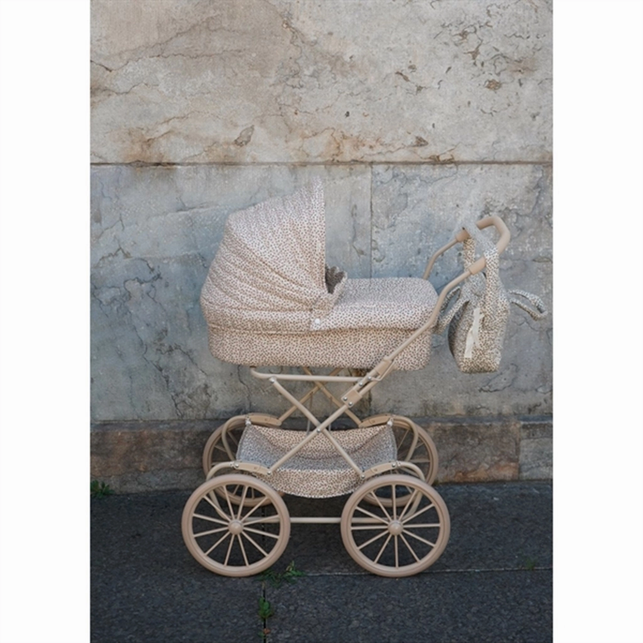 Konges Sljd Milk Tank Doll Pram