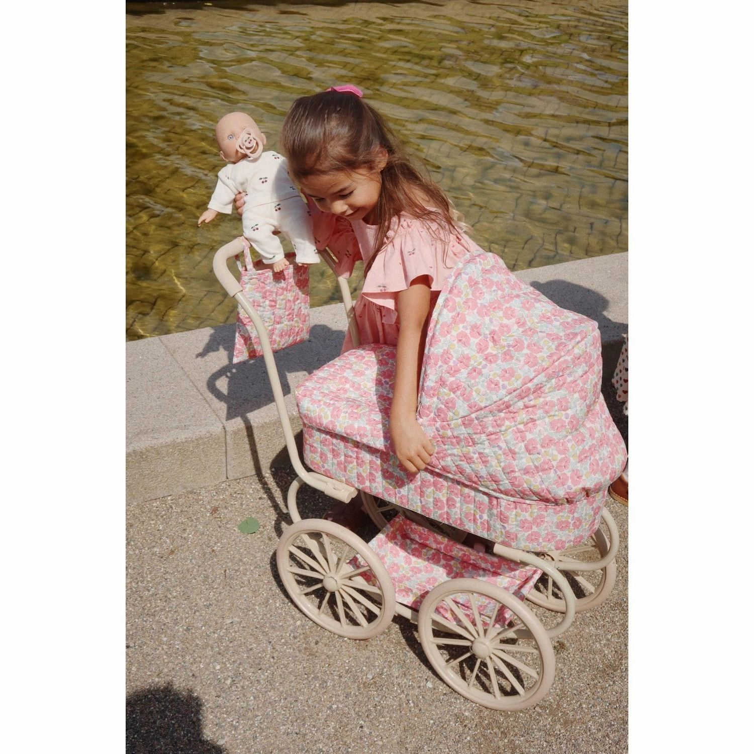 Konges Sljd Rose Anglaise Minnie Doll Pram