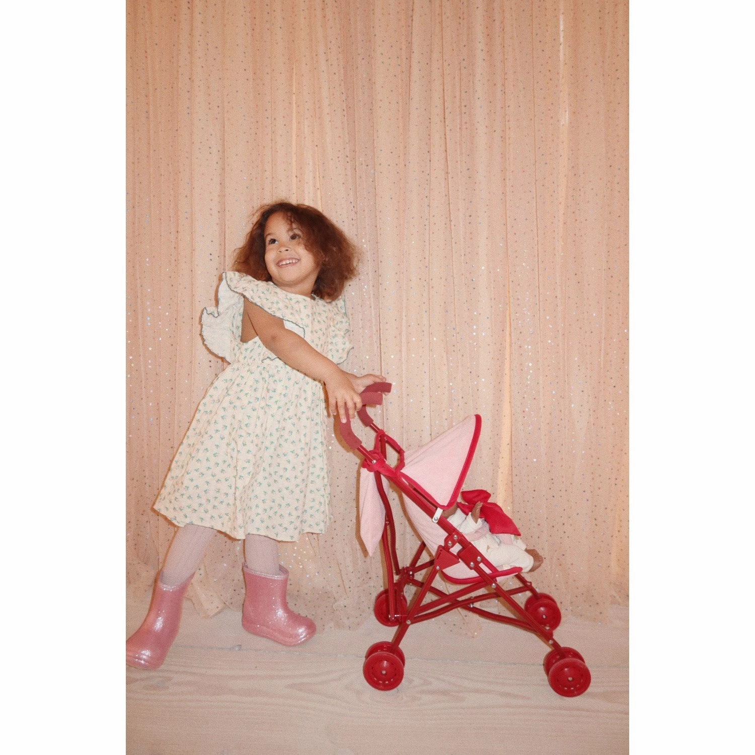 Konges Sljd Strawberry Ice Zoe Lulu Doll Stroller