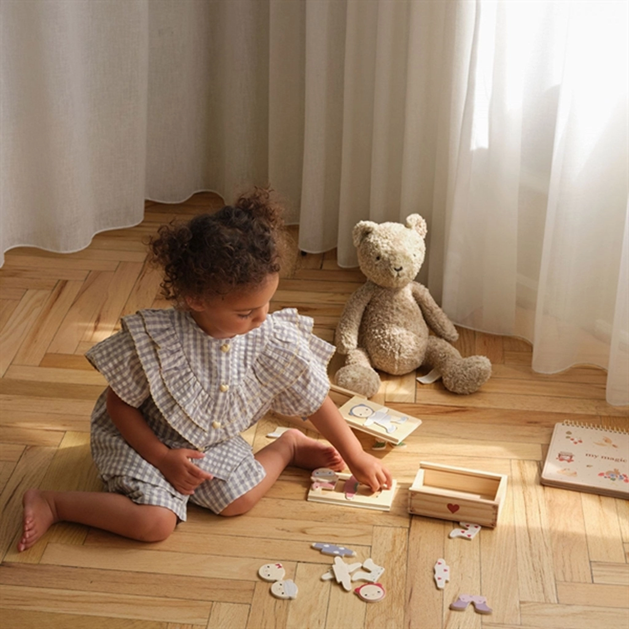 Konges Sljd Wooden Teddy Dress-Up Puzzle Blue
