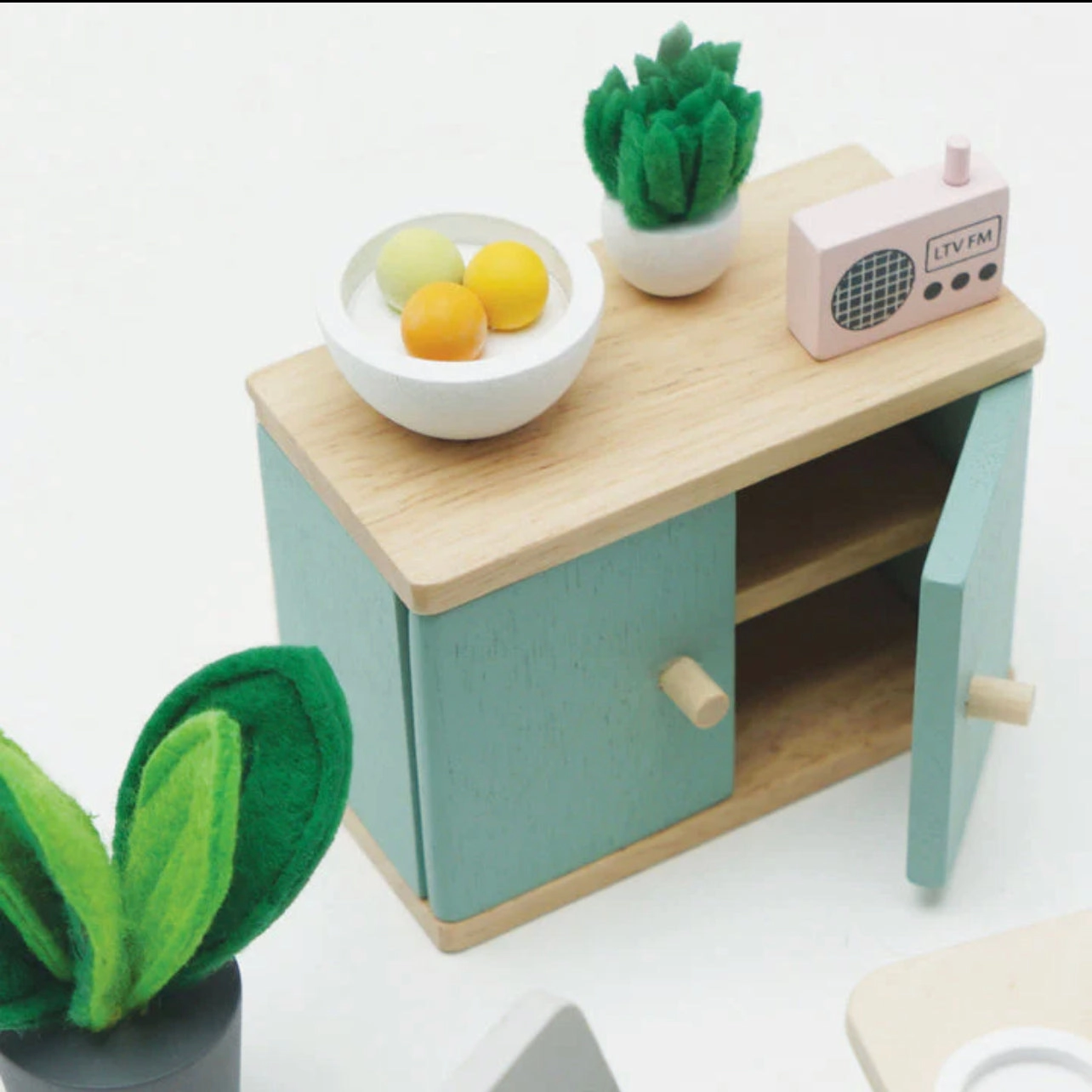Le Toy Van Daisylane Drawing Room Furniture Playset
