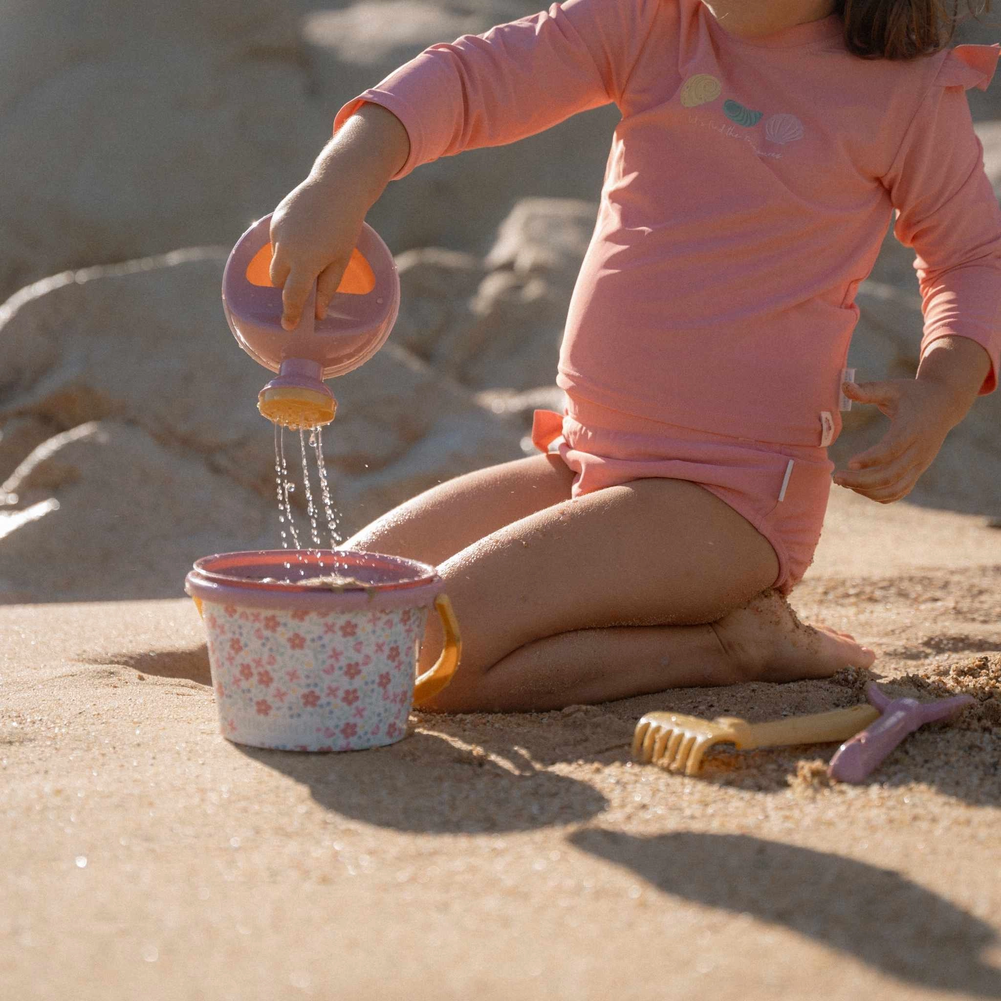 Little Dutch 5 Piece Flowers Beach Set - Pink