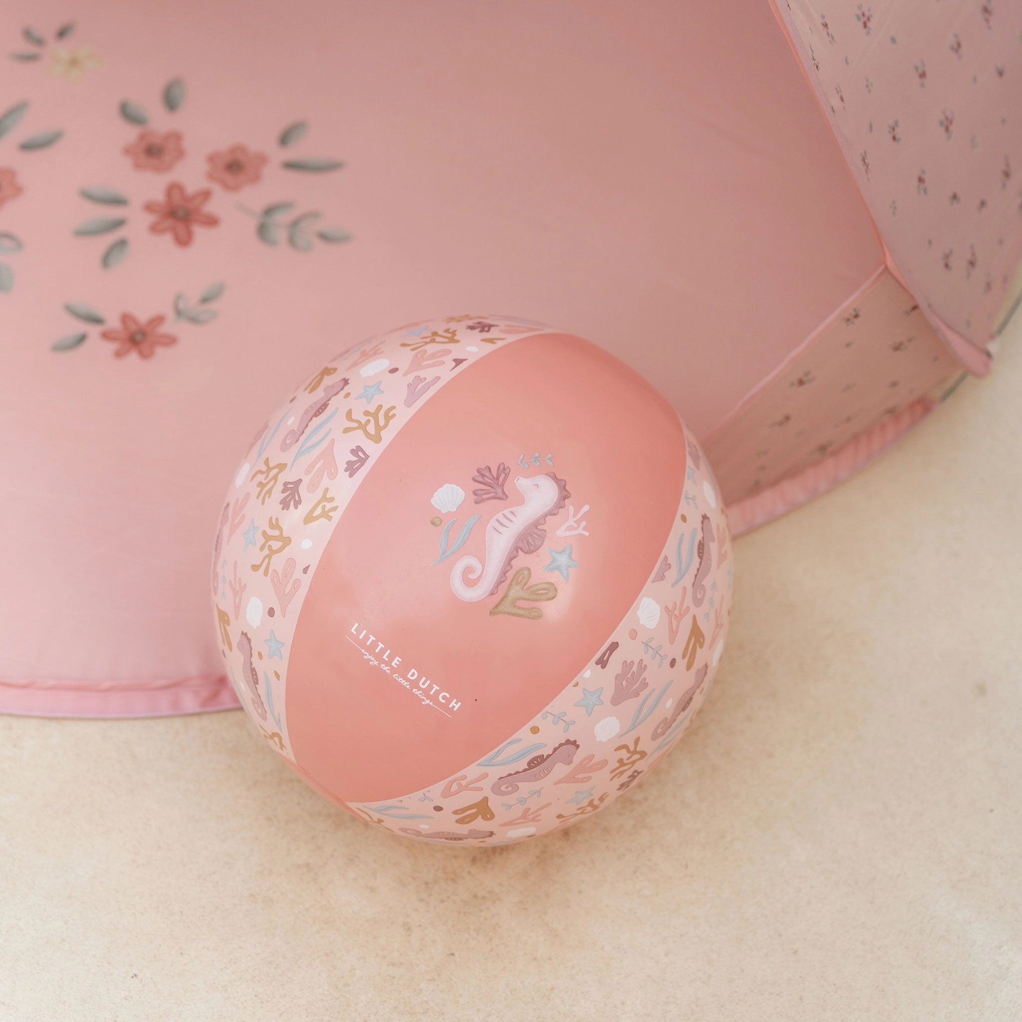 Little Dutch Beach Ball - Ocean Dreams Pink