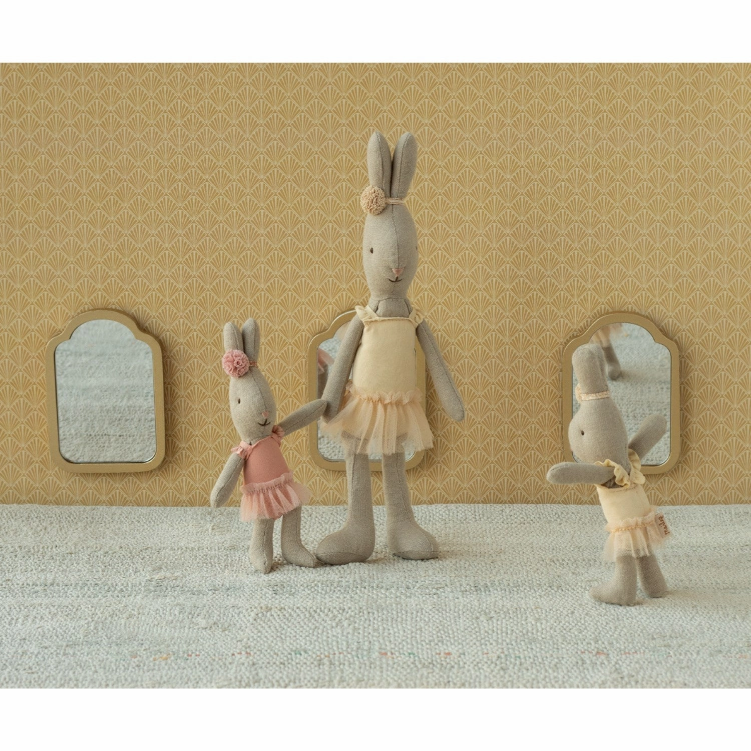 Maileg Rabbit, Micro - Ballet Suit And Skirt Rose