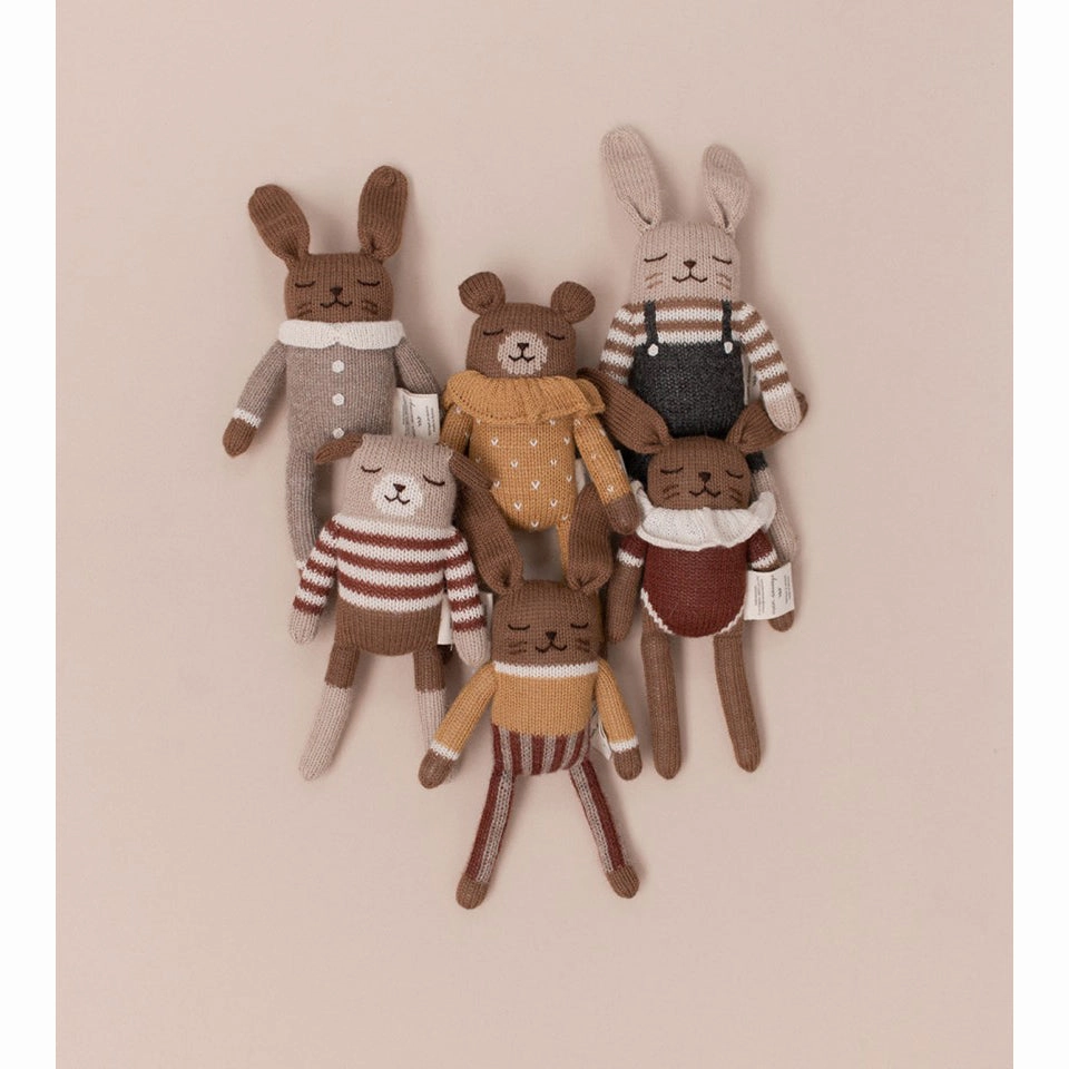 Main Sauvage Teddy, Ochre Dots Pyjamas 22cm