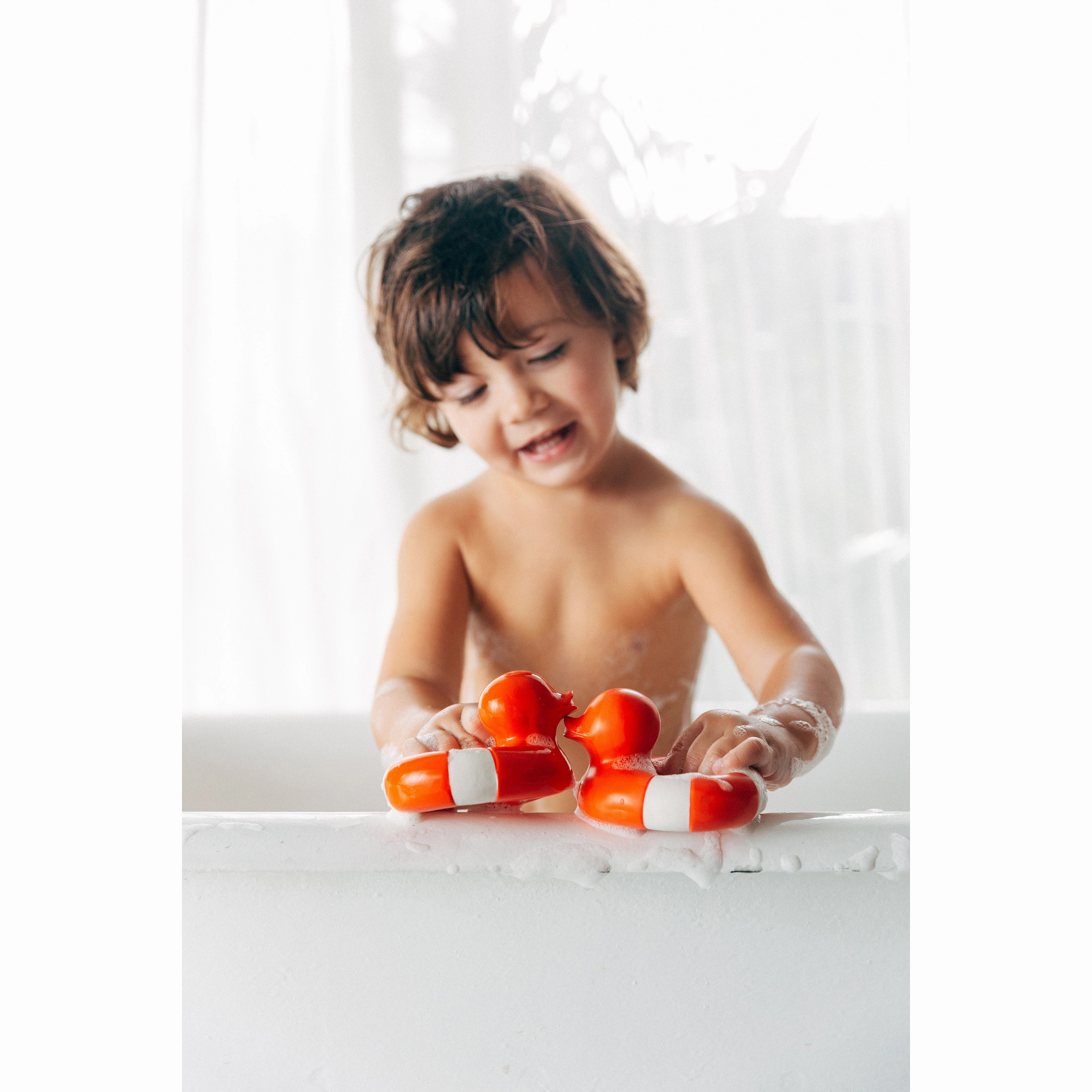 Oli & Carol Floatie Duck Red Teether