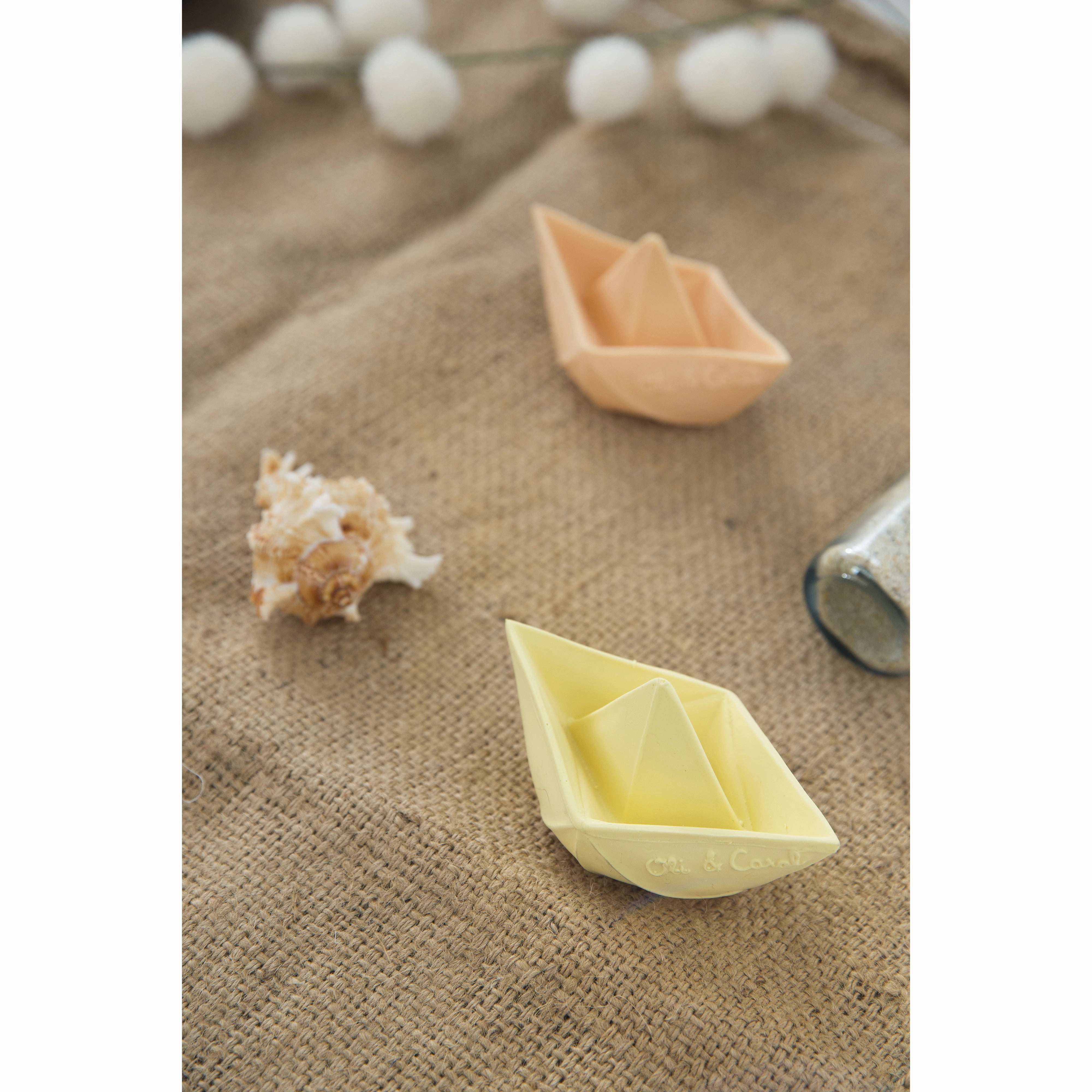 Oli & Carol Origami Boat Nude Teether