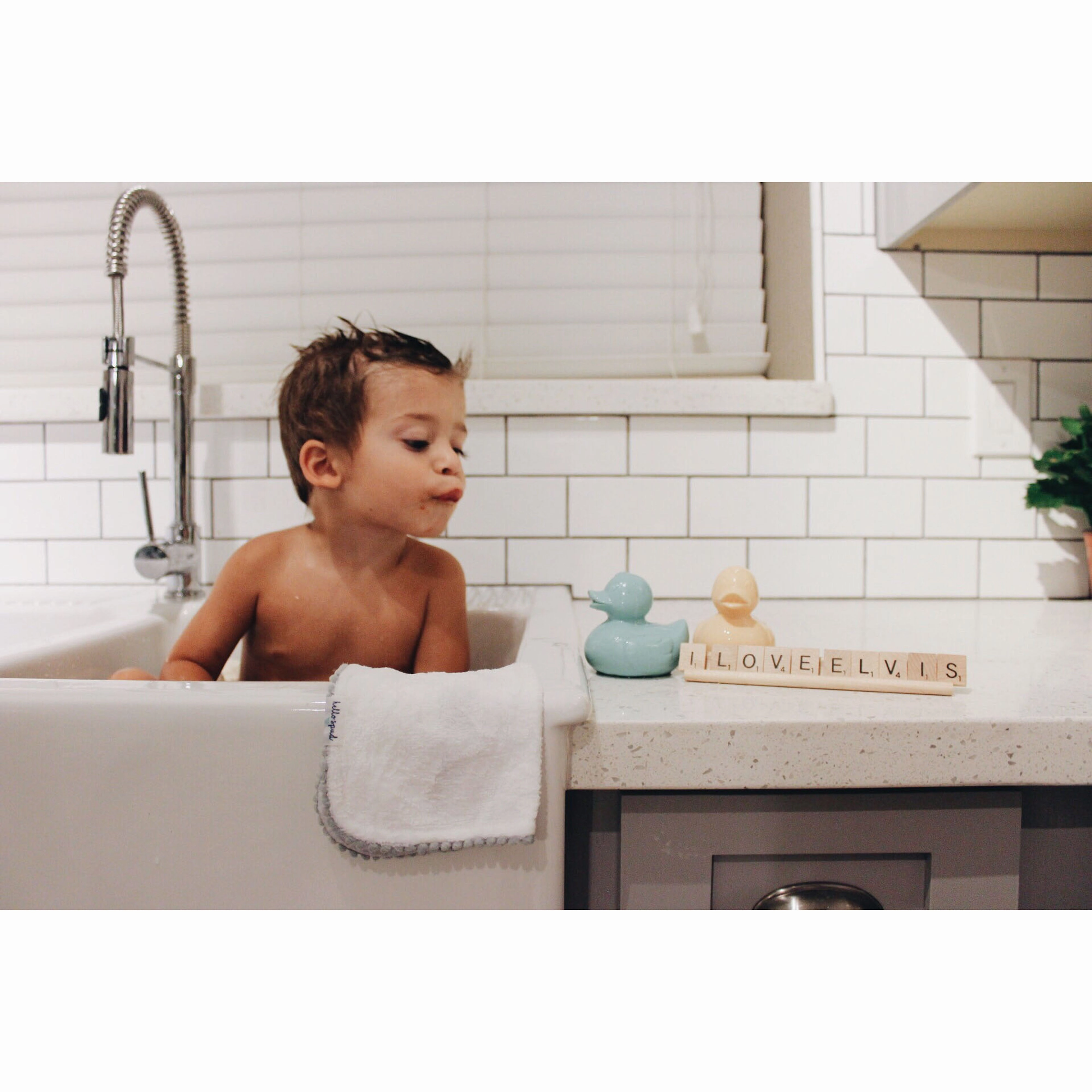 Oli & Carol Small Monochrome Ducks Teether