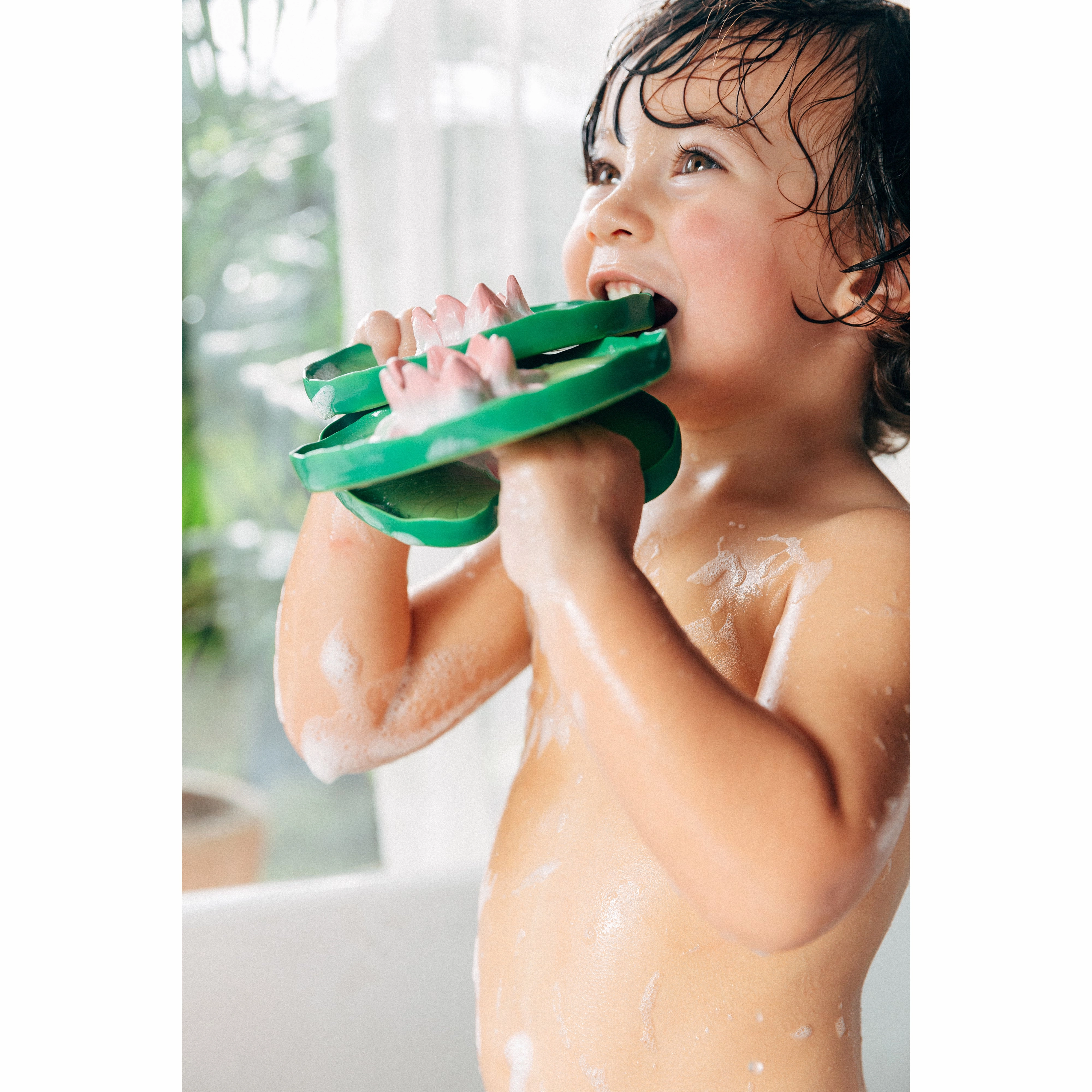 Oli & Carol Water Lily Teether