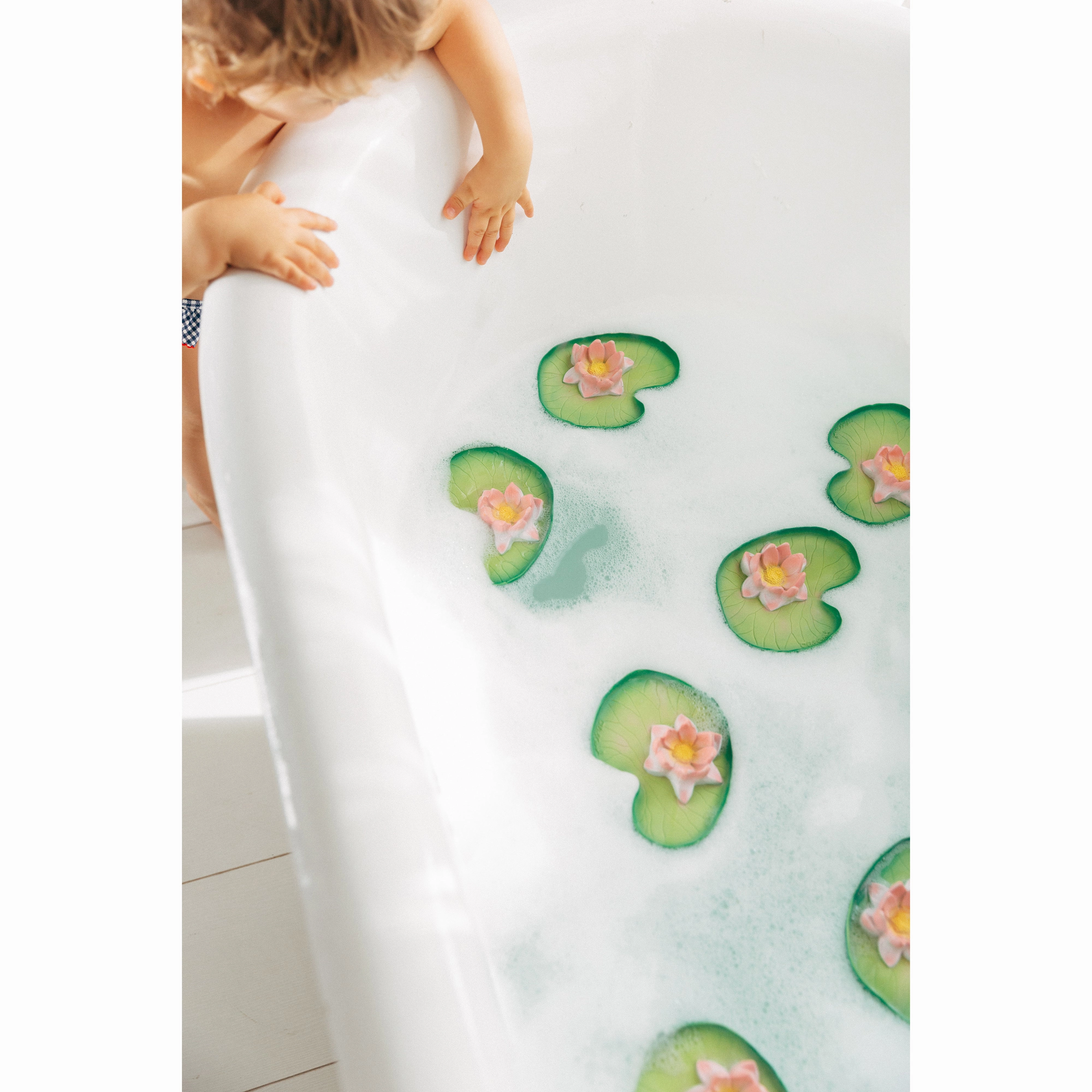 Oli & Carol Water Lily Teether