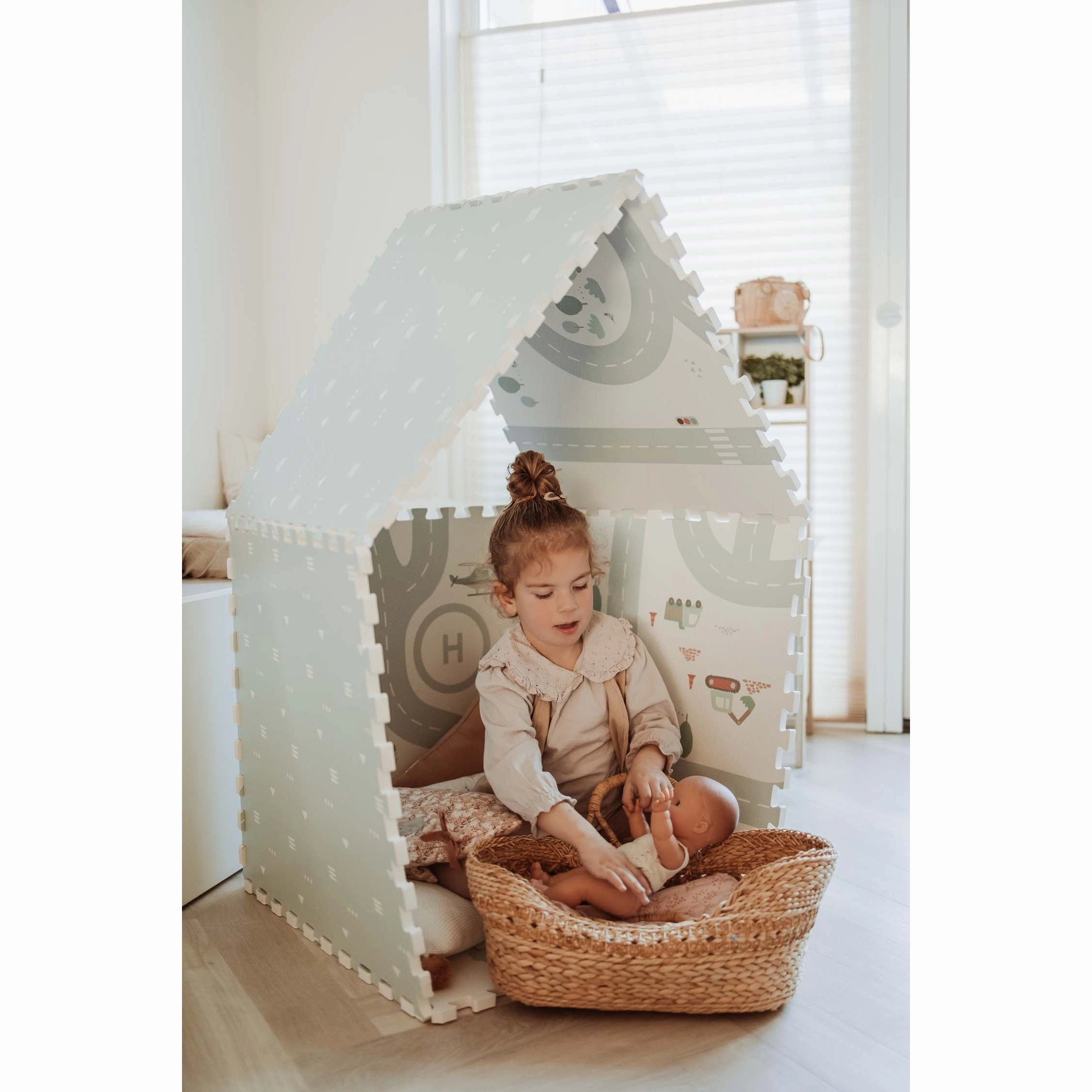 Play&Go EEVAA 3-in-1 Reversible Puzzle Playmat - Road Map - 120x180cm