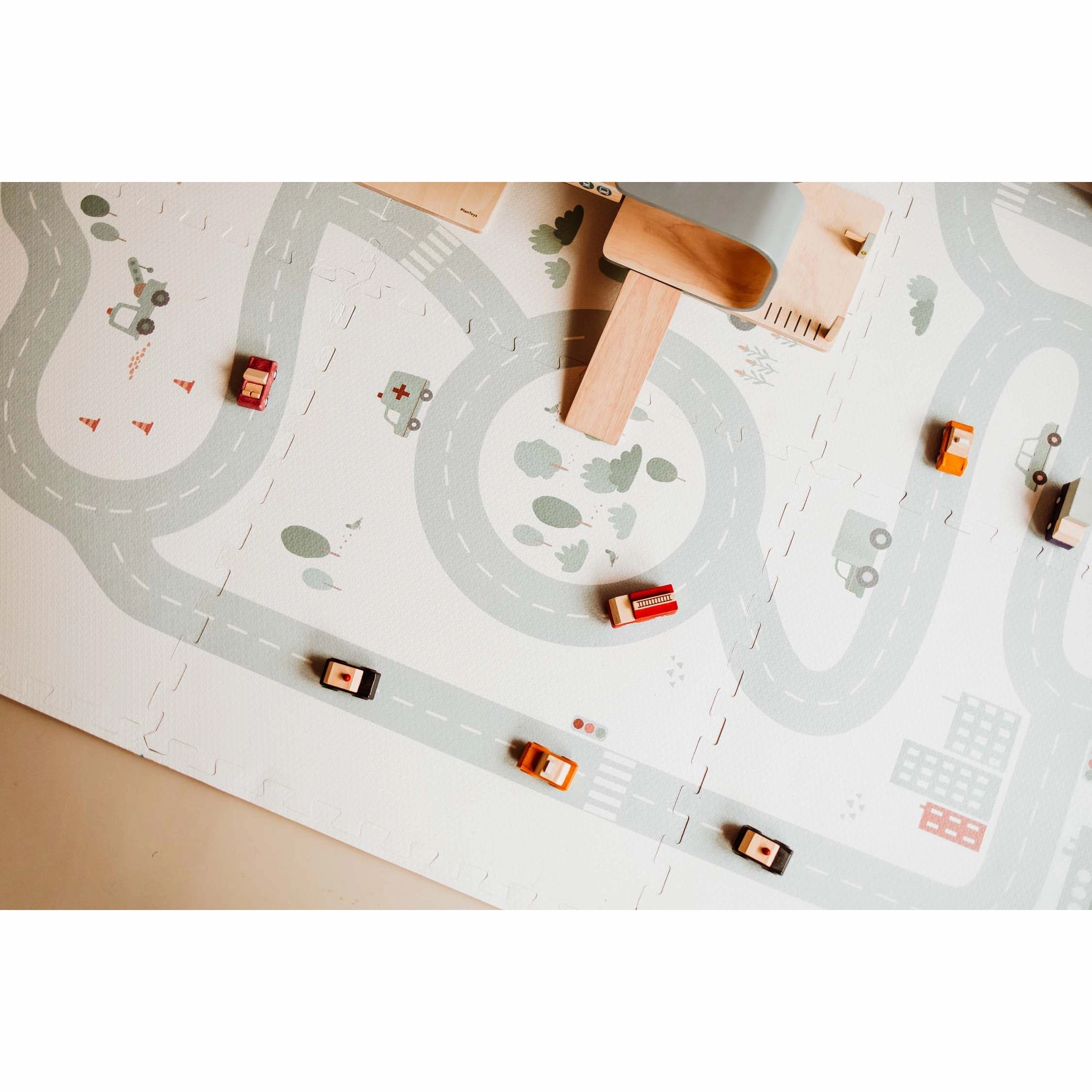 Play&Go EEVAA 3-in-1 Reversible Puzzle Playmat - Road Map - 120x180cm