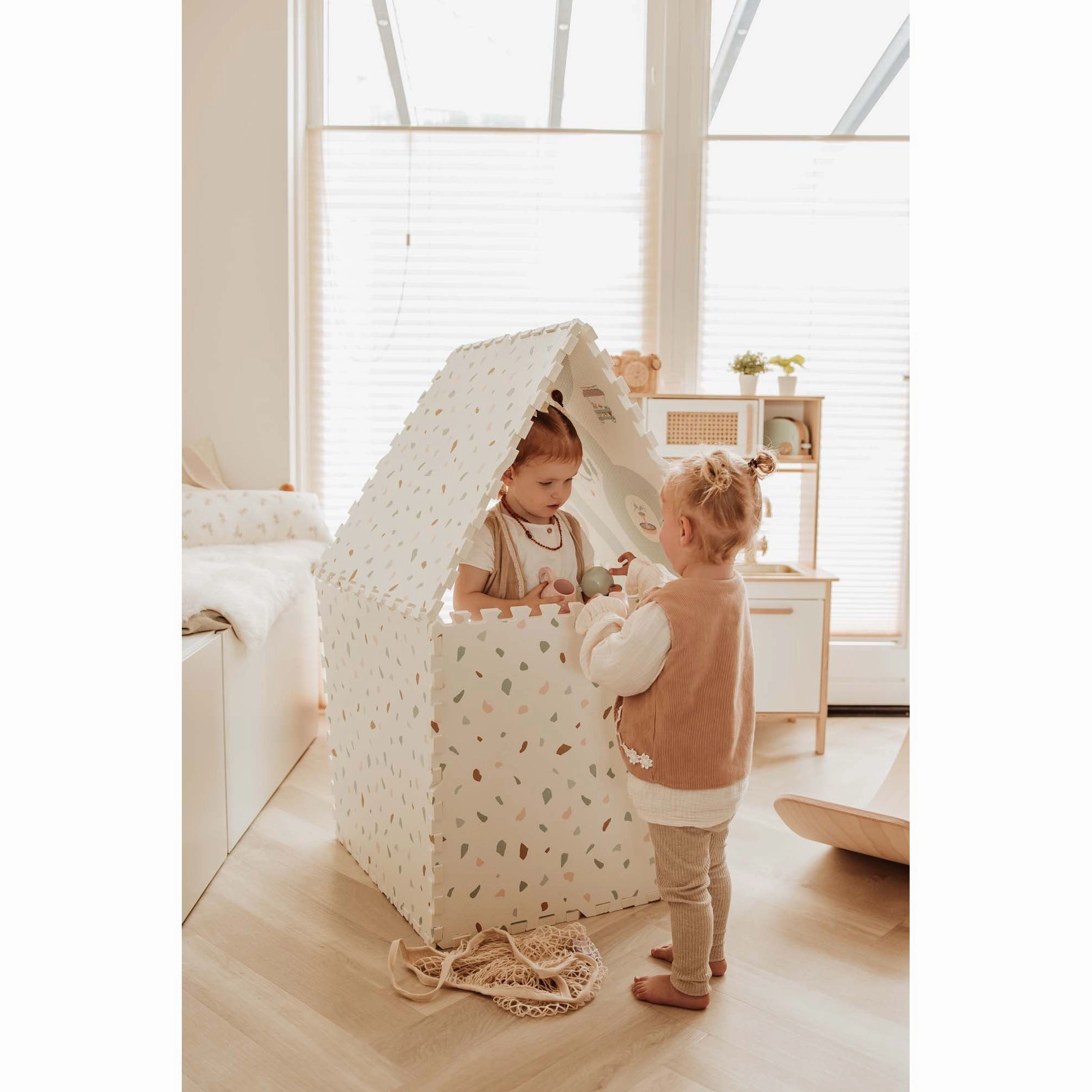 Play&Go EEVAA 3-in-1 Reversible Puzzle Playmat - Village/Terrazzo - 120x180cm
