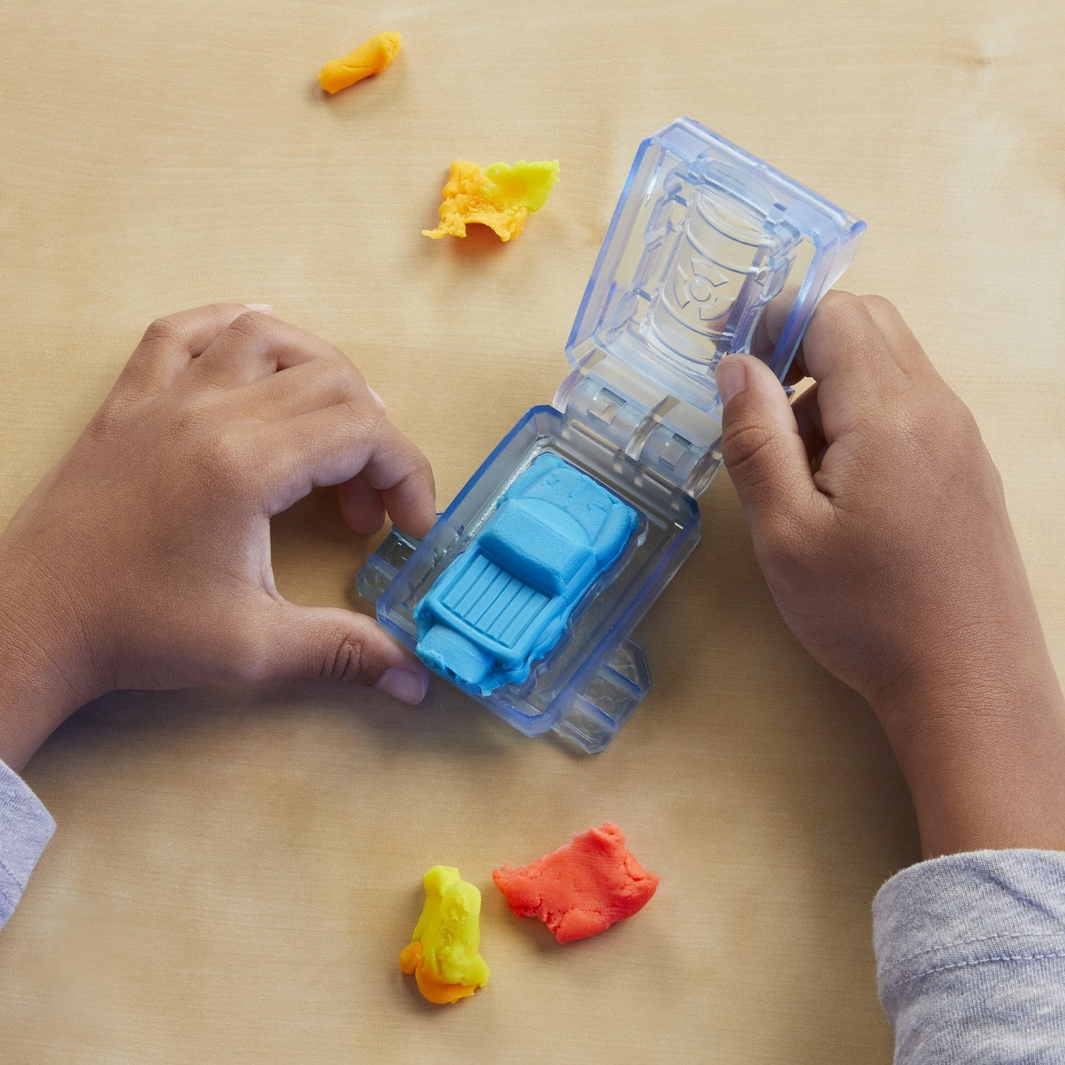 Play-Doh Hulk Smash & Squish