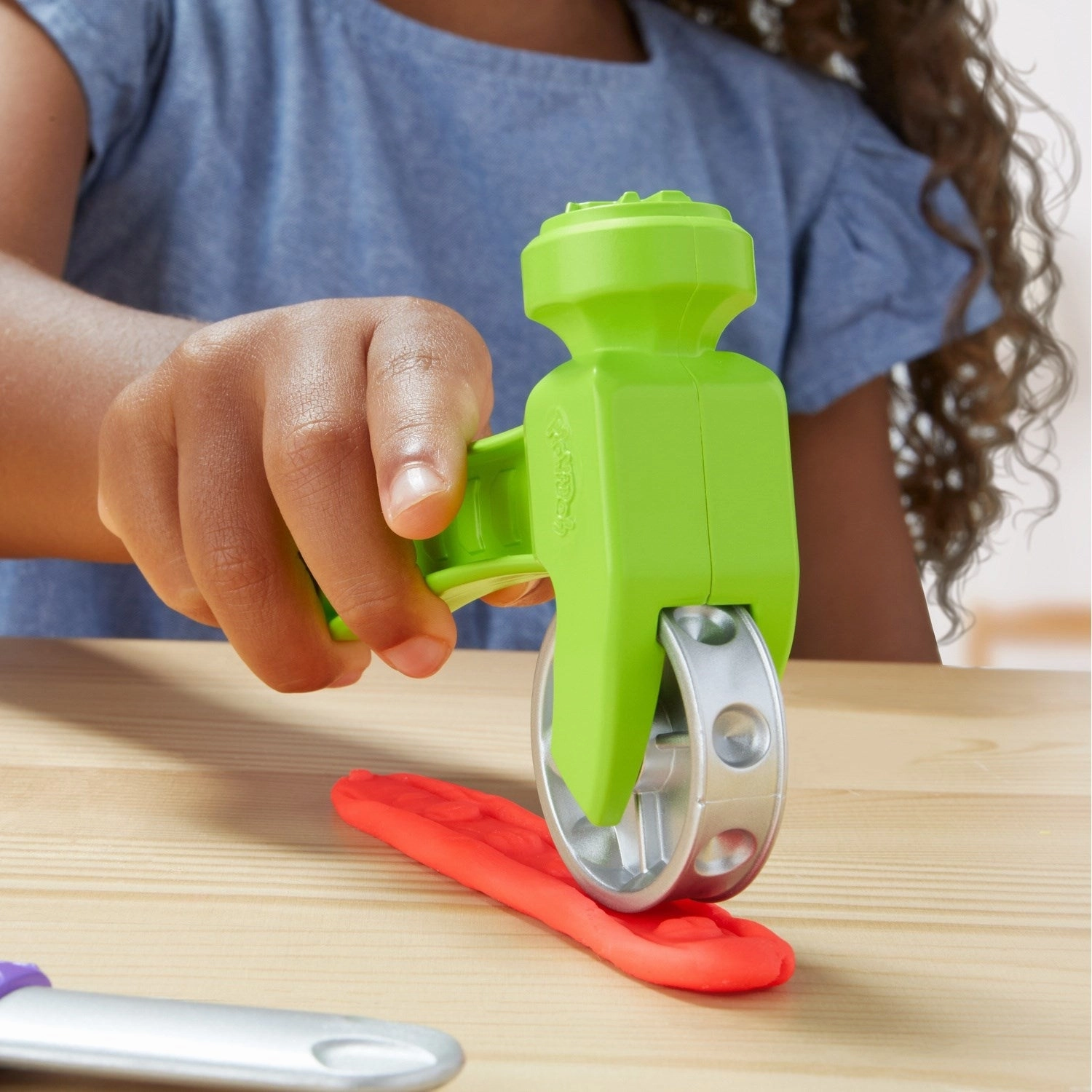 Play-Doh Stamp N Saw Tool Bench Playset