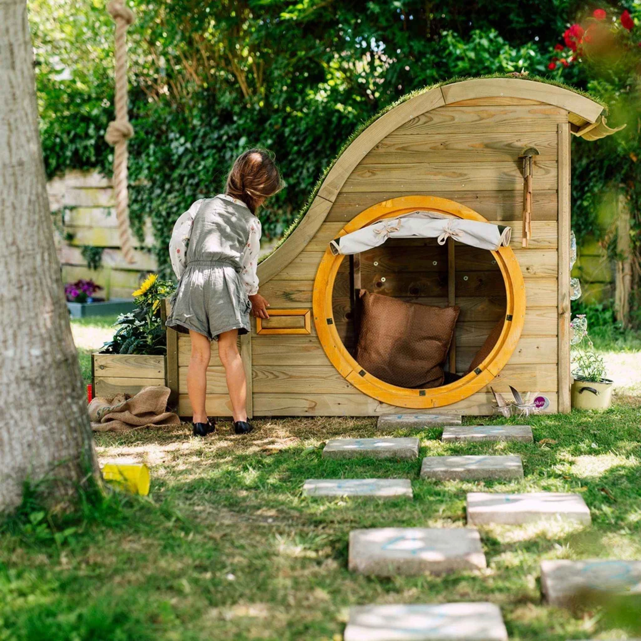 Plum Play Discovery Nature Play Hideaway
