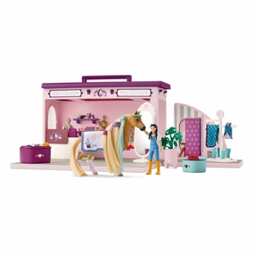 Schleich Toys Pop-Up Boutique