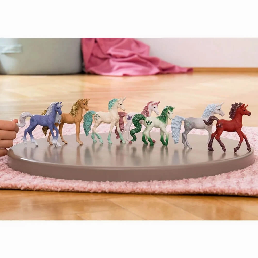 Schleich Toys Schleich Bayala Collectible Unicorn Garnet (70767)