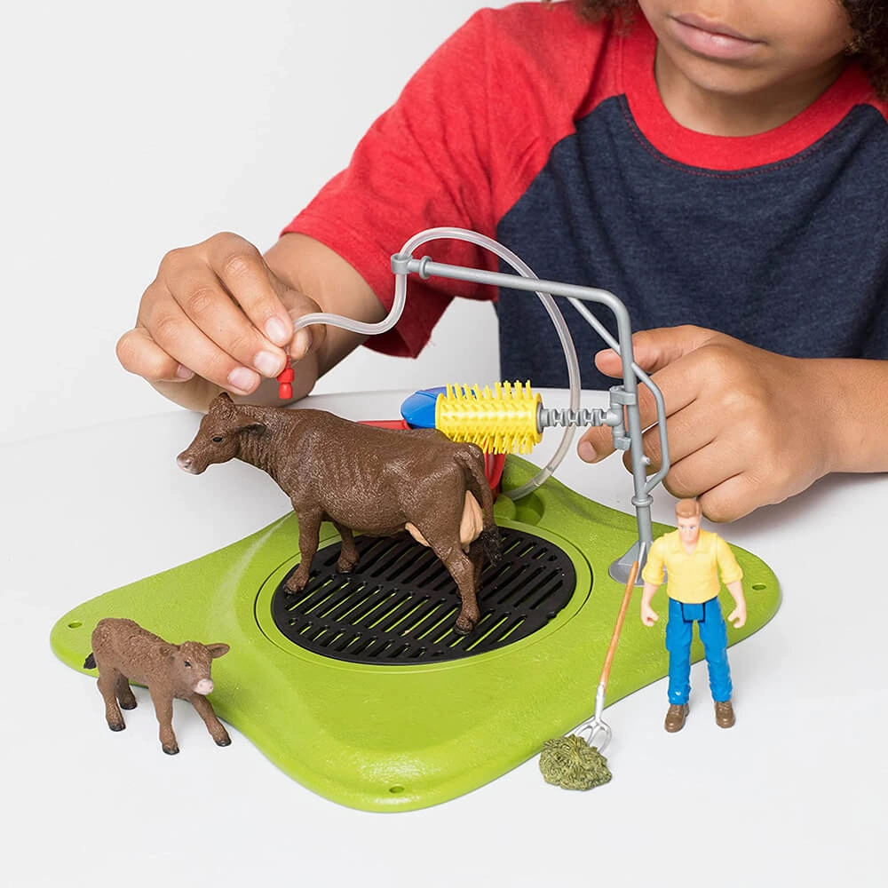 Schleich Toys Schleich Farm World Happy Cow Wash Playset