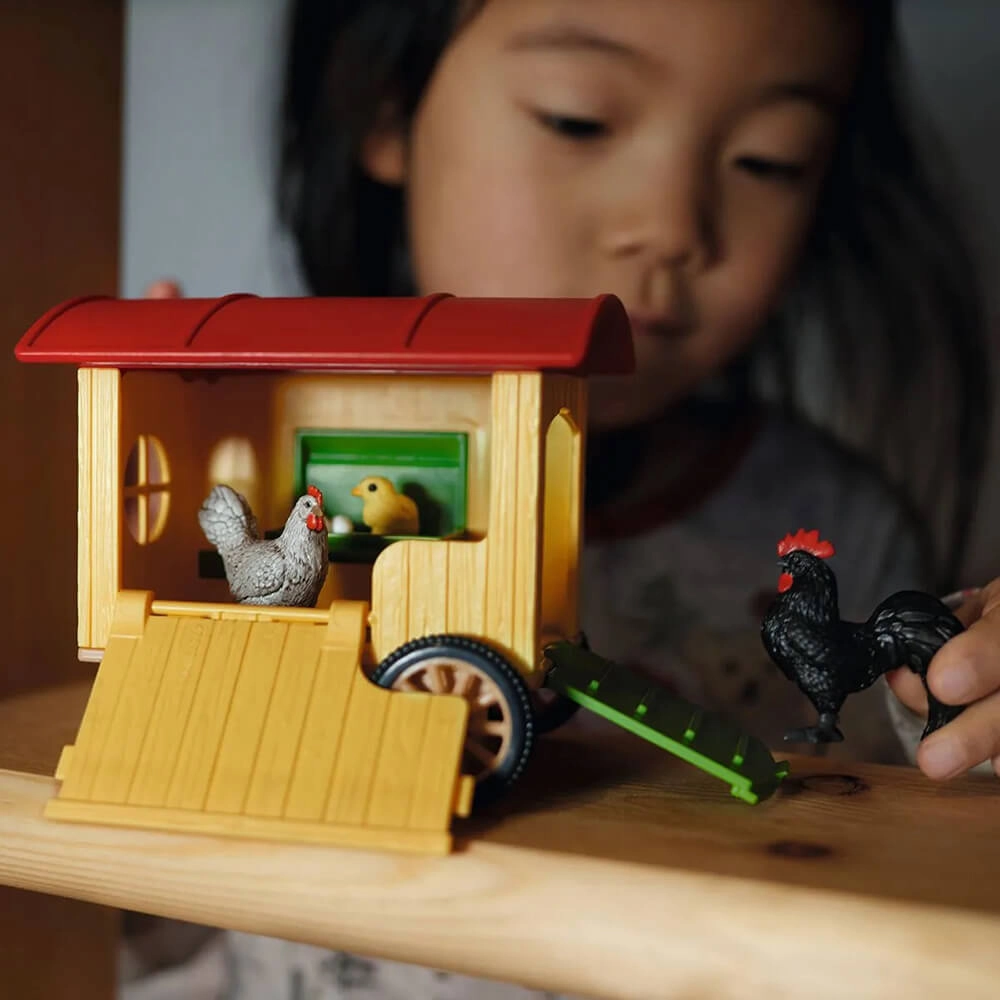 Schleich Toys Schleich Farm World Mobile Chicken Coop