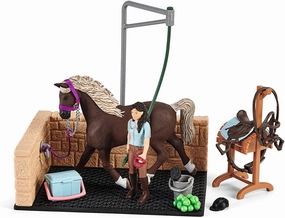 Schleich Toys Schleich Horse Club 42438 Washing area with Horse Club Emily & Luna
