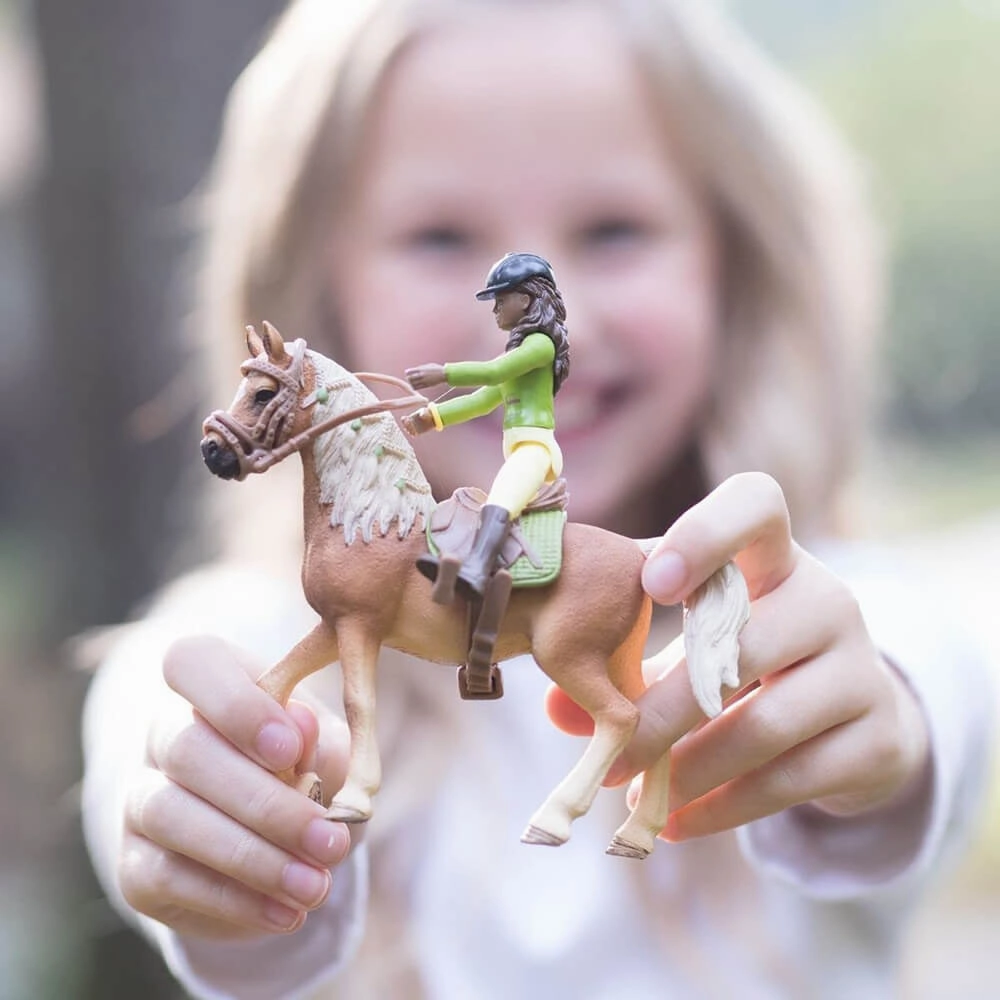 Schleich Toys Schleich Horse Club Horse Club Sarah & Mystery Playset