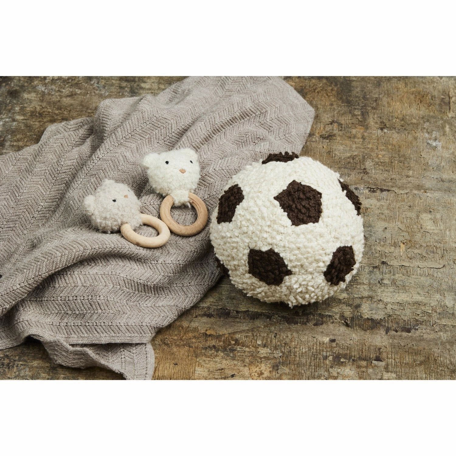 Smallstuff Off White Rattle Bear Boucl Merino Wool