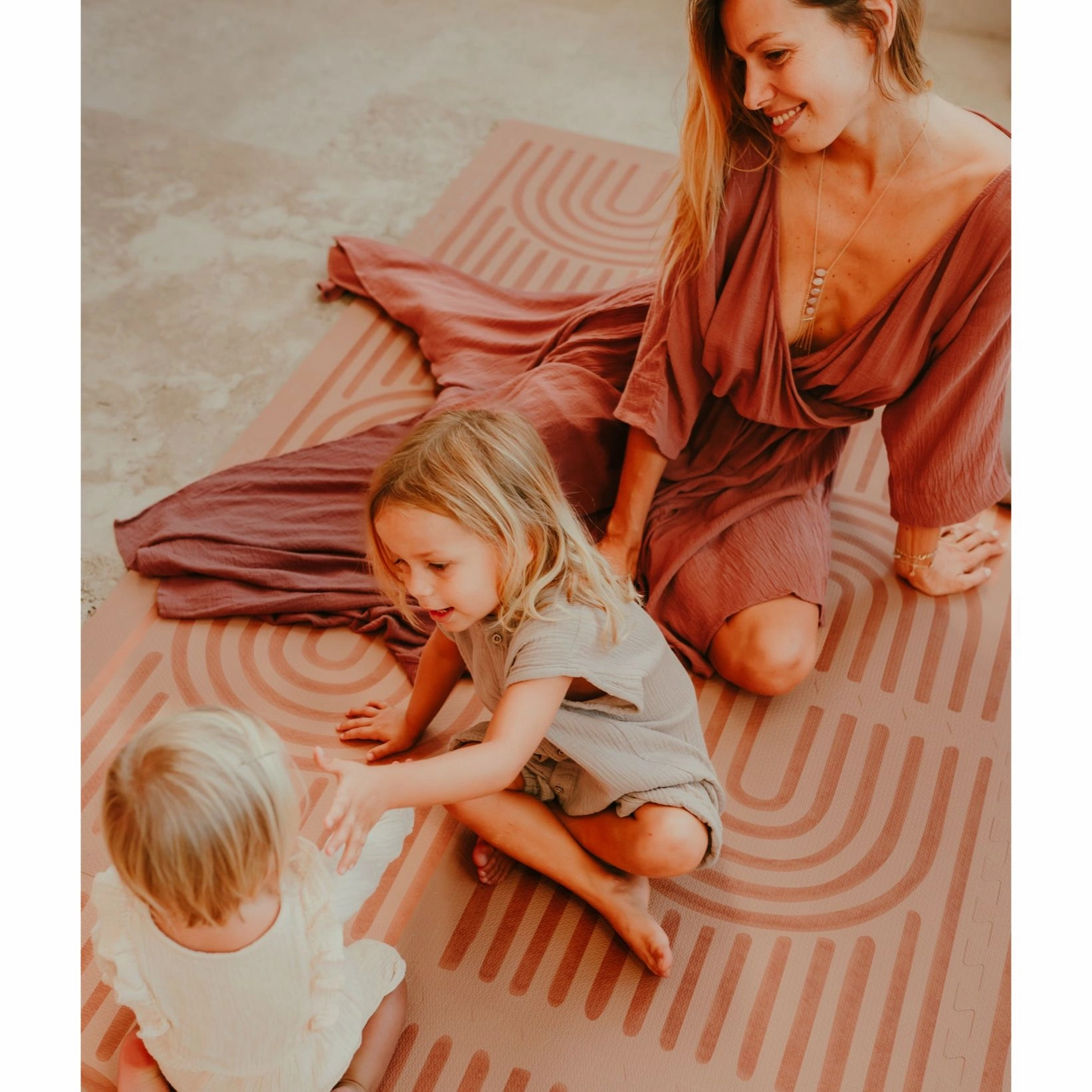 Toddlekind Prettier Puzzle Playmat Linear Camel 120x180cm - 6 Tiles & 12 Edging Borders