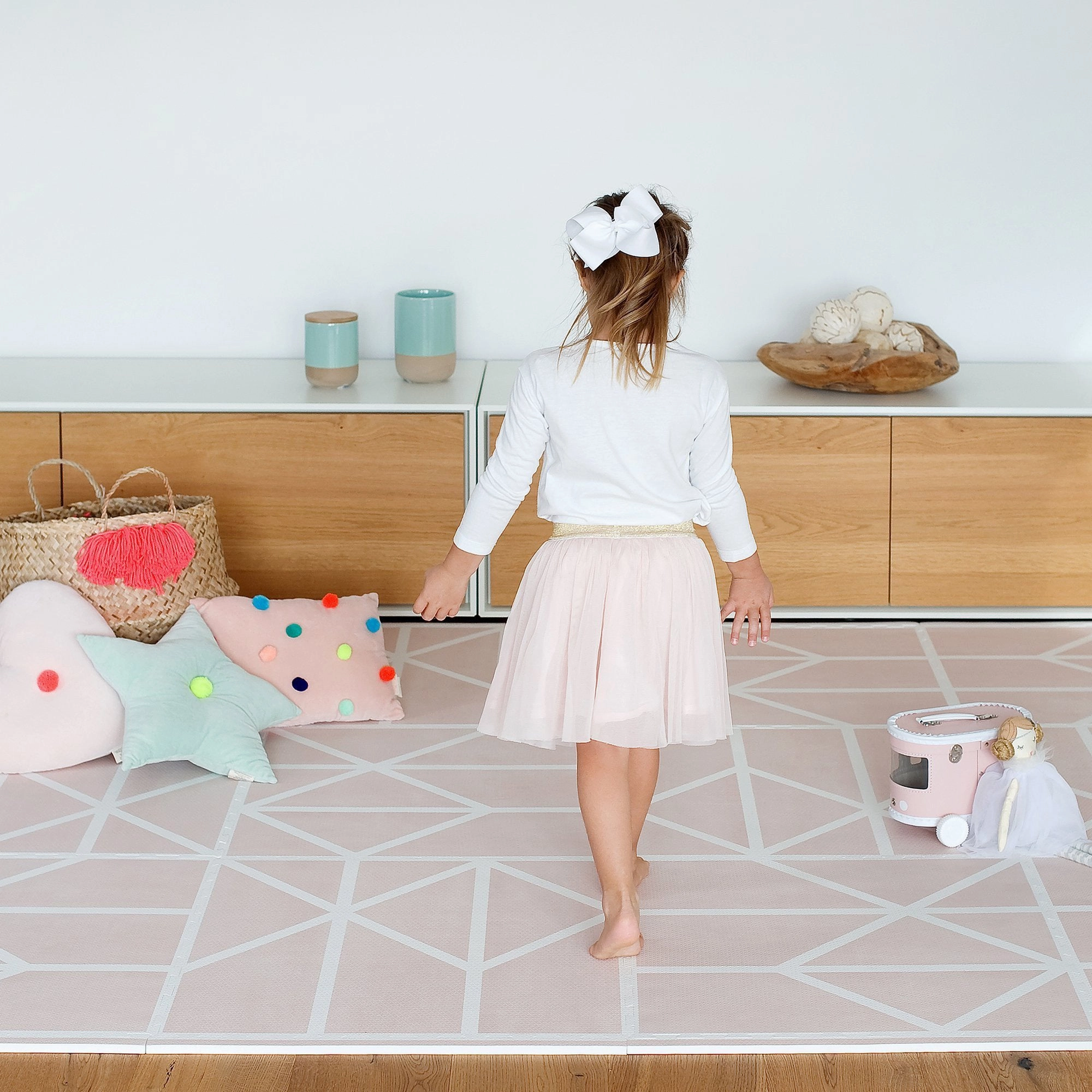 Toddlekind Prettier Puzzle Playmat Nordic Vintage Nude 120x180cm - 6 Tiles & 12 Edging Borders