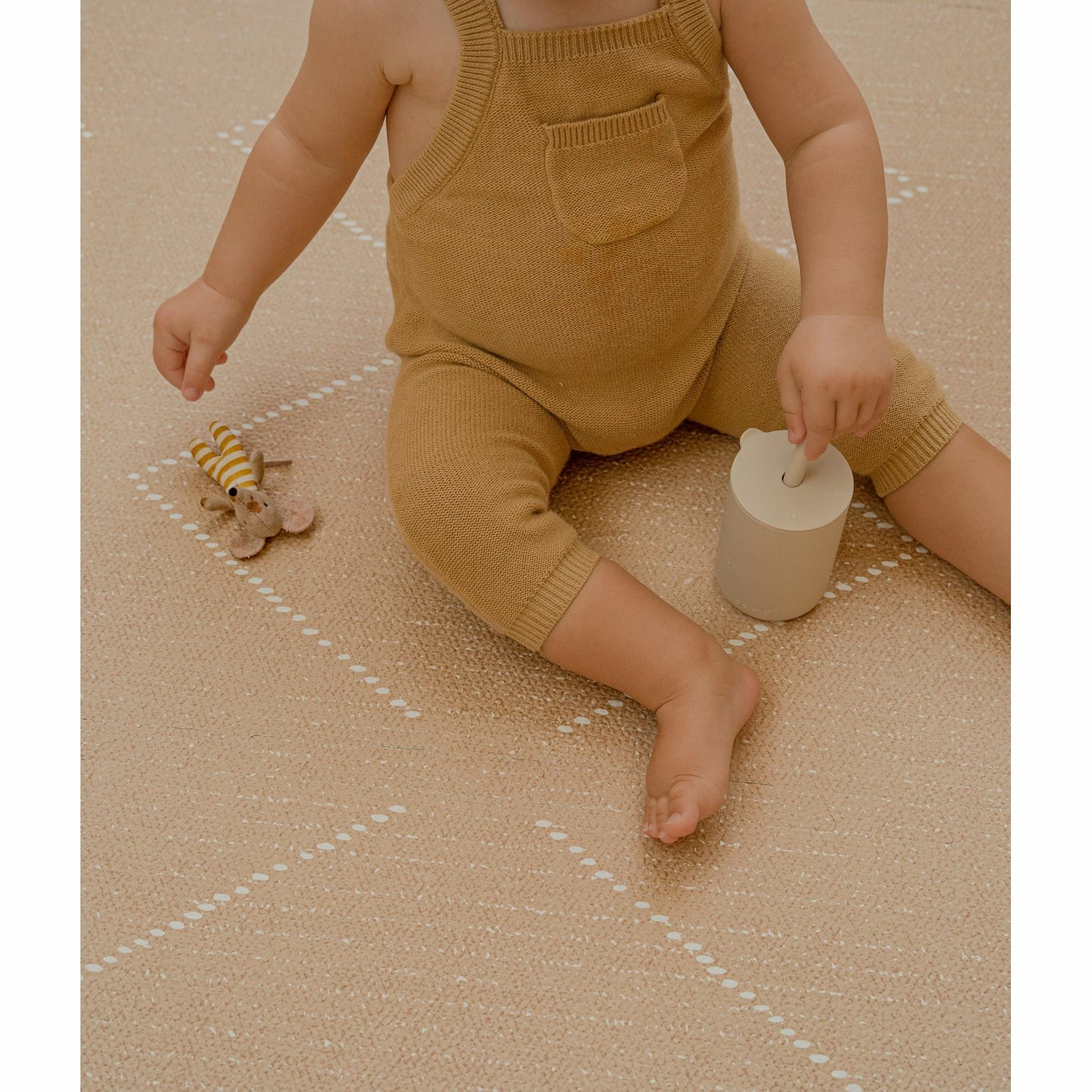 Toddlekind Prettier Puzzle Playmat Tulum Sandstone 120x180cm - 6 Tiles & 12 Edging Borders